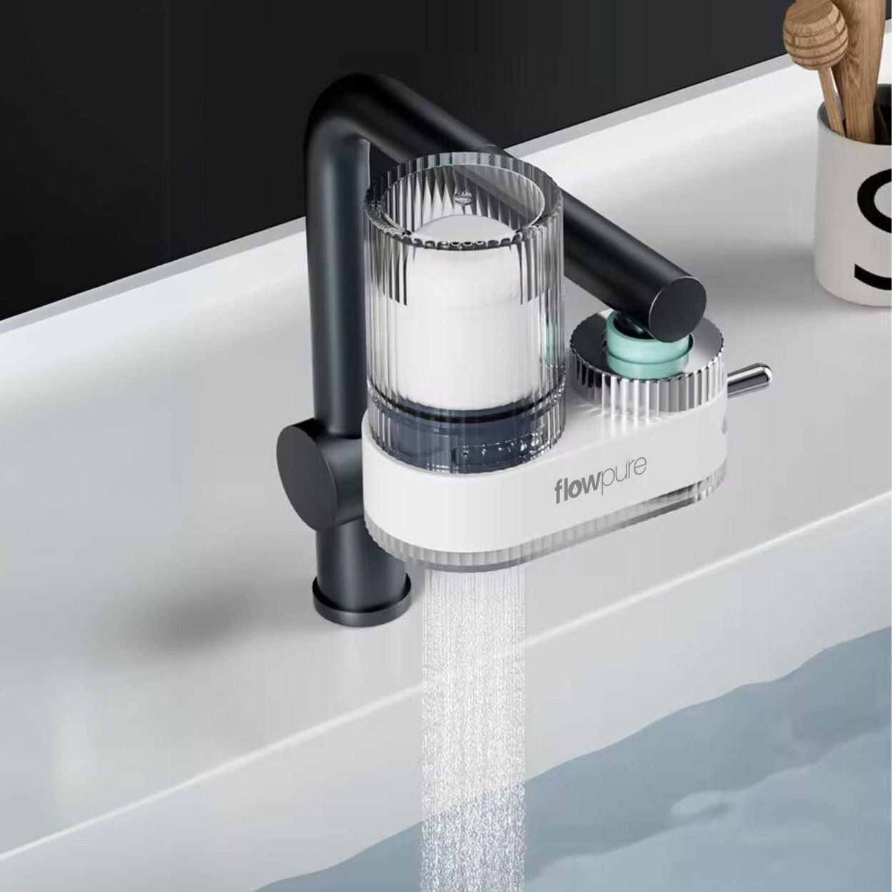 dispositif de filtration de l'eau monté sur un lavabo